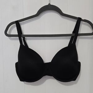 PINK Victoria's Secret Classic Black Bra